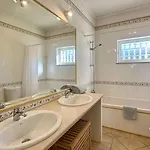فيلة Pinheiro Manso - Private Pool - 10 Guests -