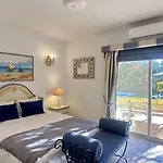 Pinheiro Manso - Private Pool - 10 Guests - Vila